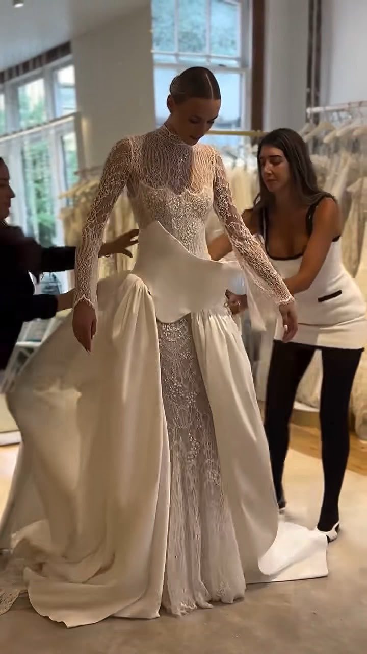 Bridal Royale — view 3